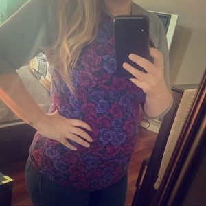 Lularoe baseball style top (randy)- size small